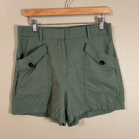 Ann Taylor Pants - Women's Ann Taylor Green Dress Shorts With Pockets  Size: 6